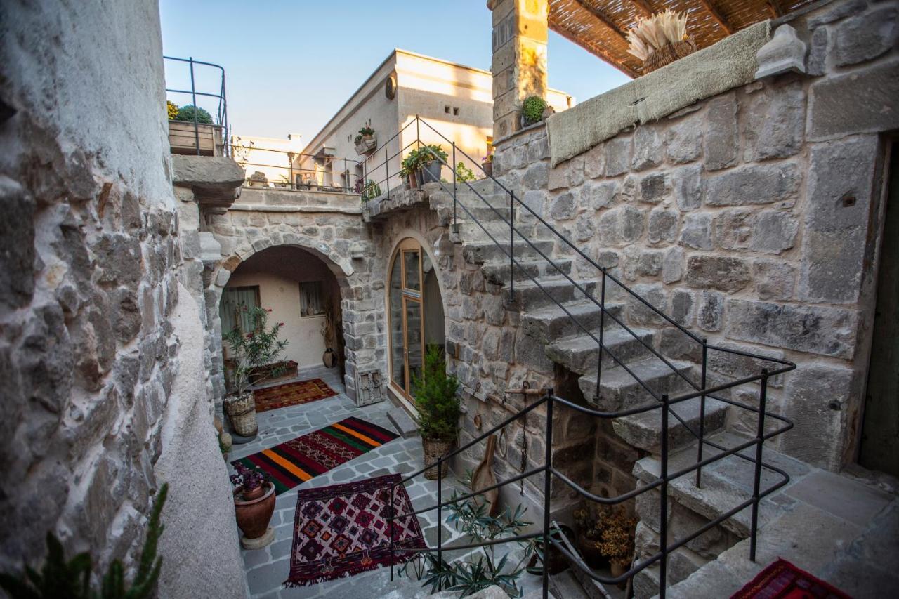 Maze Of Cappadocia Hotel Uchisar Exterior photo